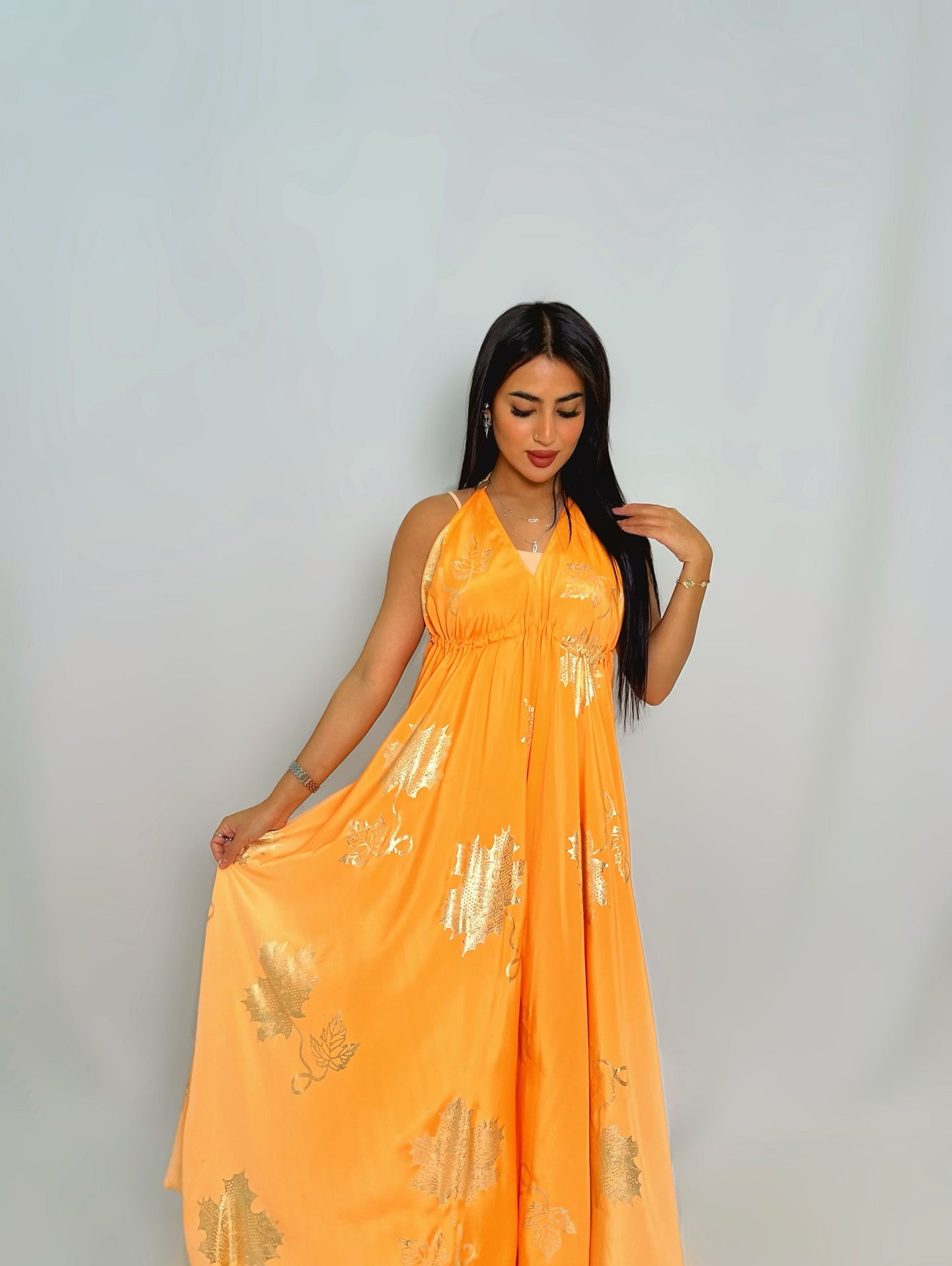فستان ماكسي قماش لامع برتقالي ذهبي