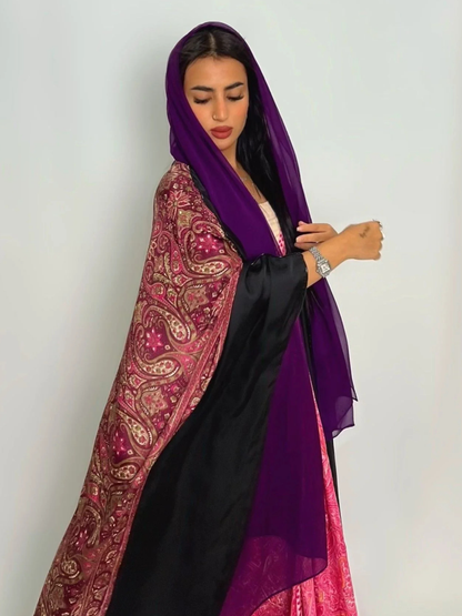 عباءة قماش انسيابي أرجواني مزخرف