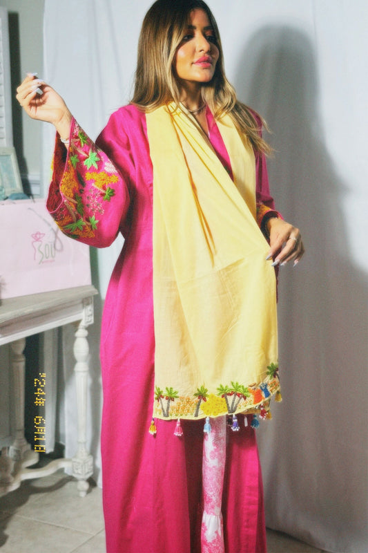 عباءة خفيفة فوشيا بتطريز ملون