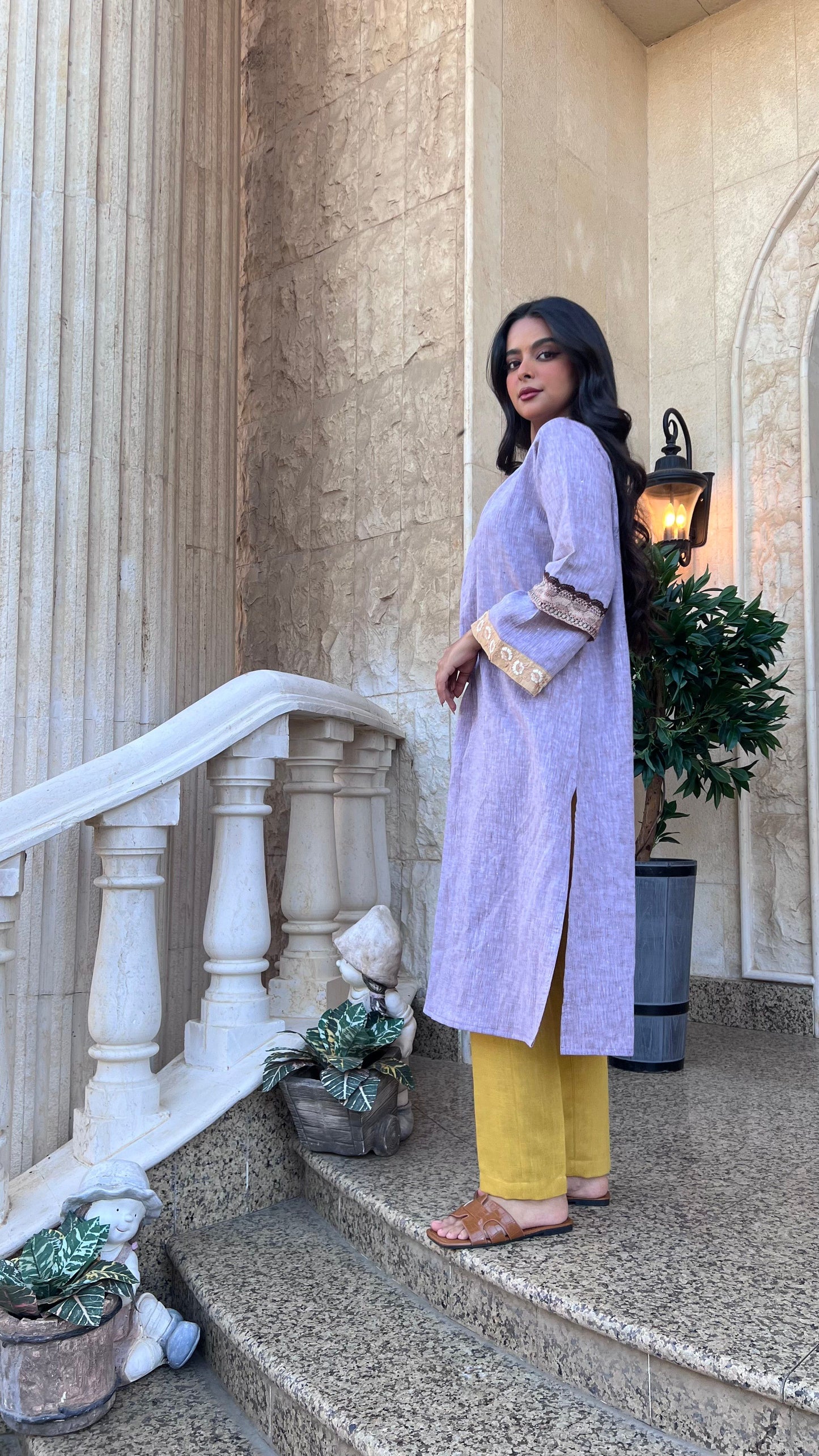 طقم كرتي قماش بنفسجي فاتح