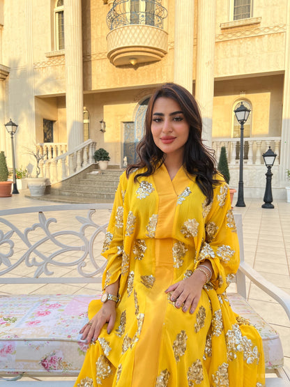 جلابية قماش انسيابي أصفر ذهبي