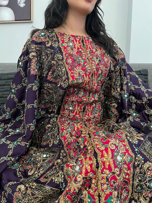 جلابية خامة ناعمة بنقوش ملكية