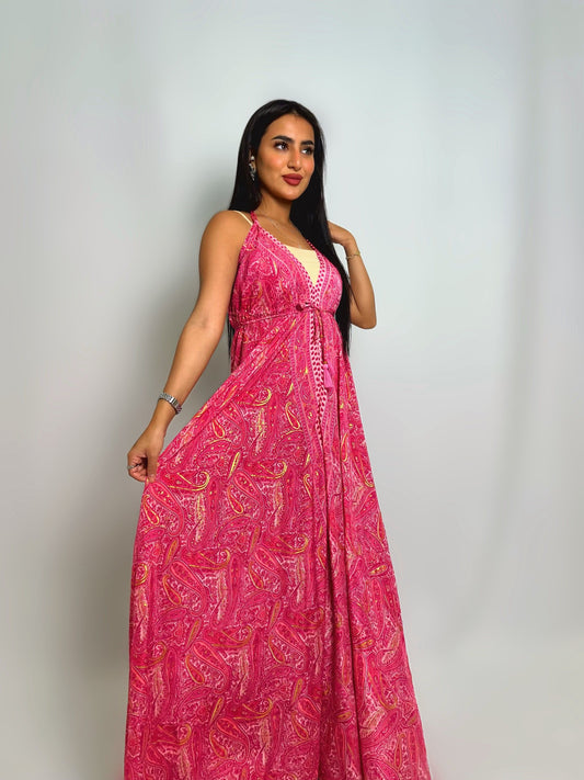 فستان ماكسي انسيابي بنقشة بايسلي وردي