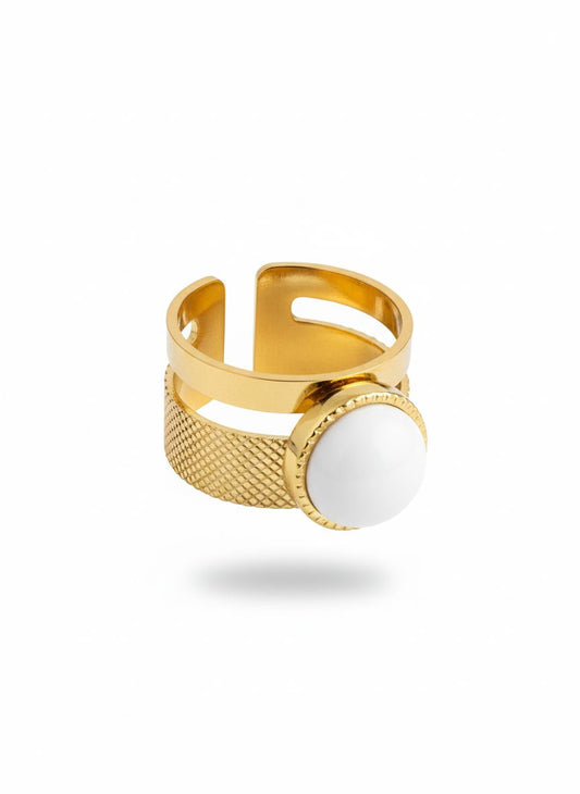 خاتم متين ذهبي بحجر أبيض