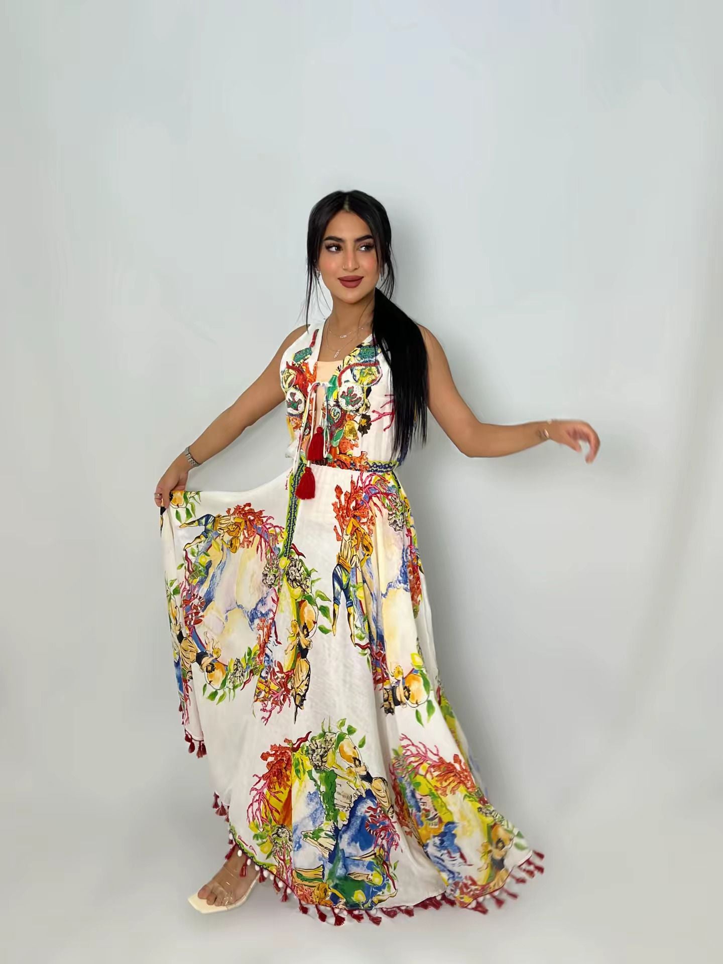 فستان ماكسي خفيف بطبعات ملونة