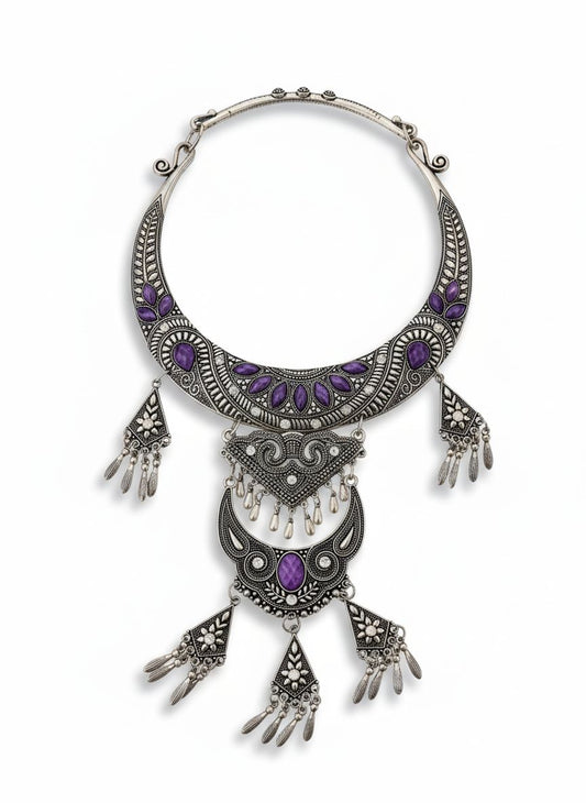 عقد فضي تراثي بأحجار بنفسجية
