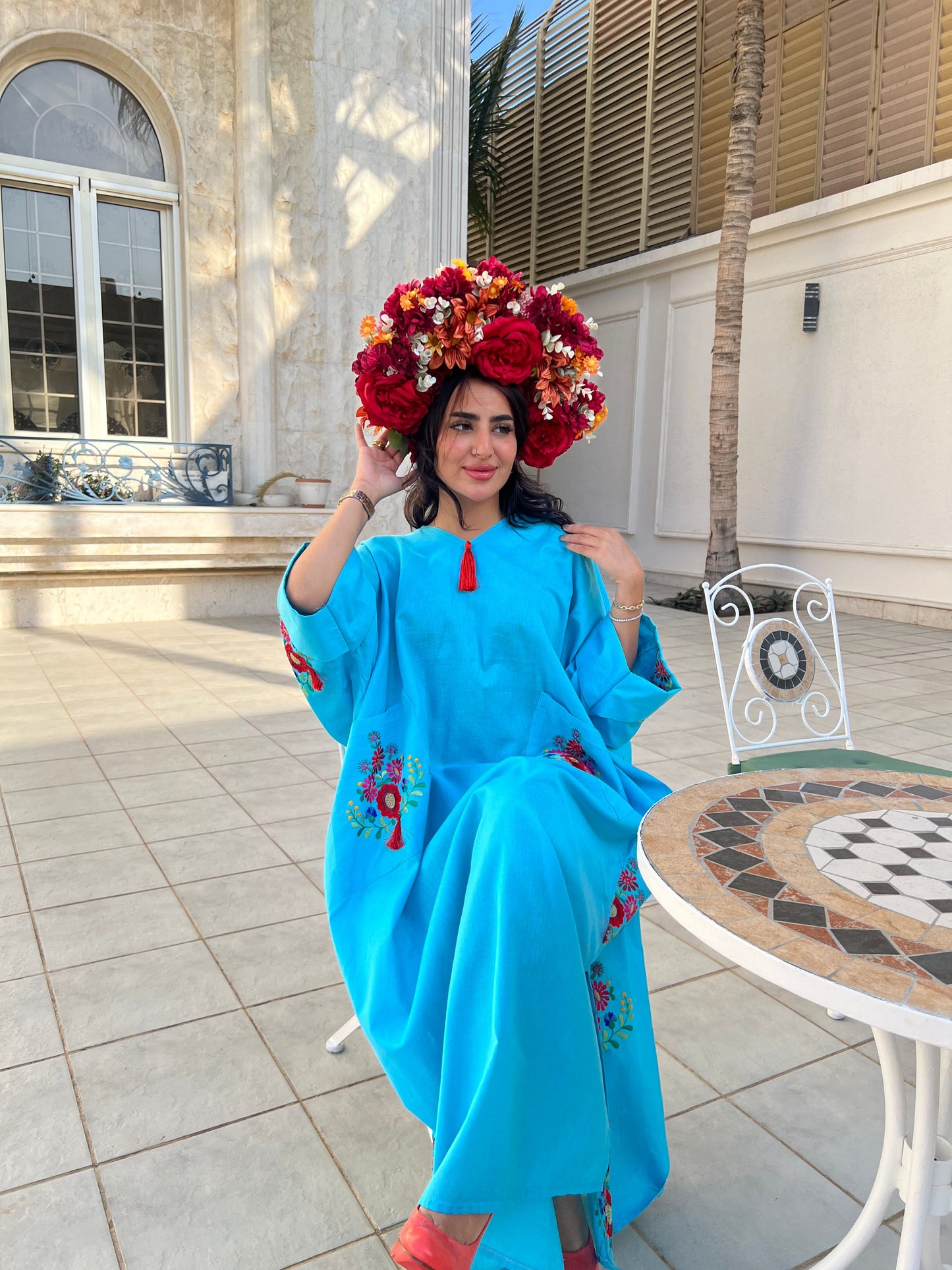 جلابية قطن فيروزي بتطريز زهري